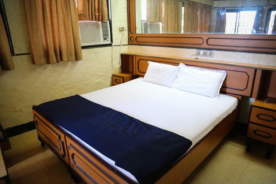 Hotel Happy Mumbai (Bombay)